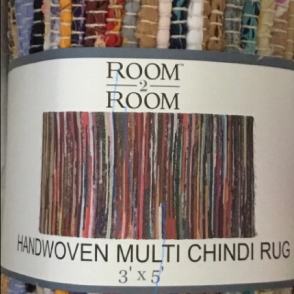 Multicolor rug - Picture 2 of 2